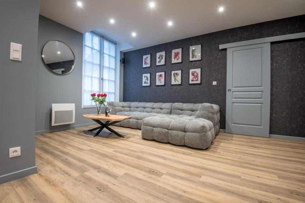 L'Escapade Apartment Angers Exterior photo