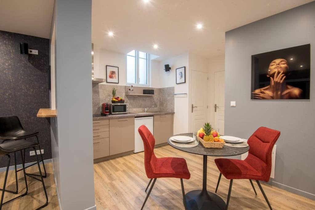 L'Escapade Apartment Angers Exterior photo